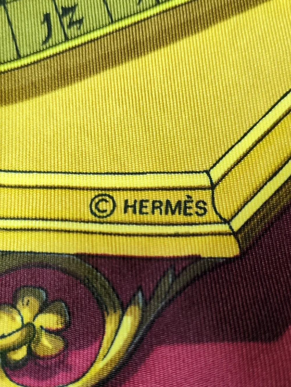 Hermēs Astrologie Dies et Hore Carre 90 Silk Maroon Gold Scarf 87x87 cm With Box